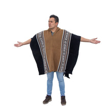 Load image into Gallery viewer, classic cultural poncho made with hands of otavalo city 
